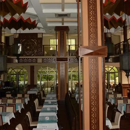 Otel Noxinn Club